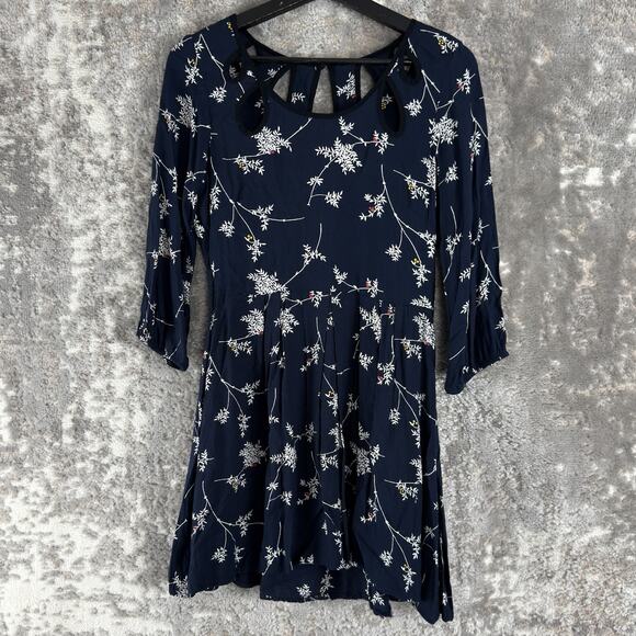 Angie Sz M Cutout Floral Tropical Fit Flared Vacation Mini Dress Navy 3/4 Sleeve - Picture 1 of 8
